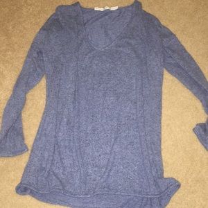 V-neck fuzzy long sleeve